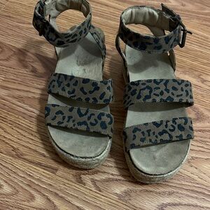 Leopard Print Espadrille Platform Sandals - Brown